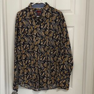 WORN ONCE CONSEQUENCE MEN'S PAISLEY SLIM FIT LONG SLEEVE SHIRT. SIZE XL.